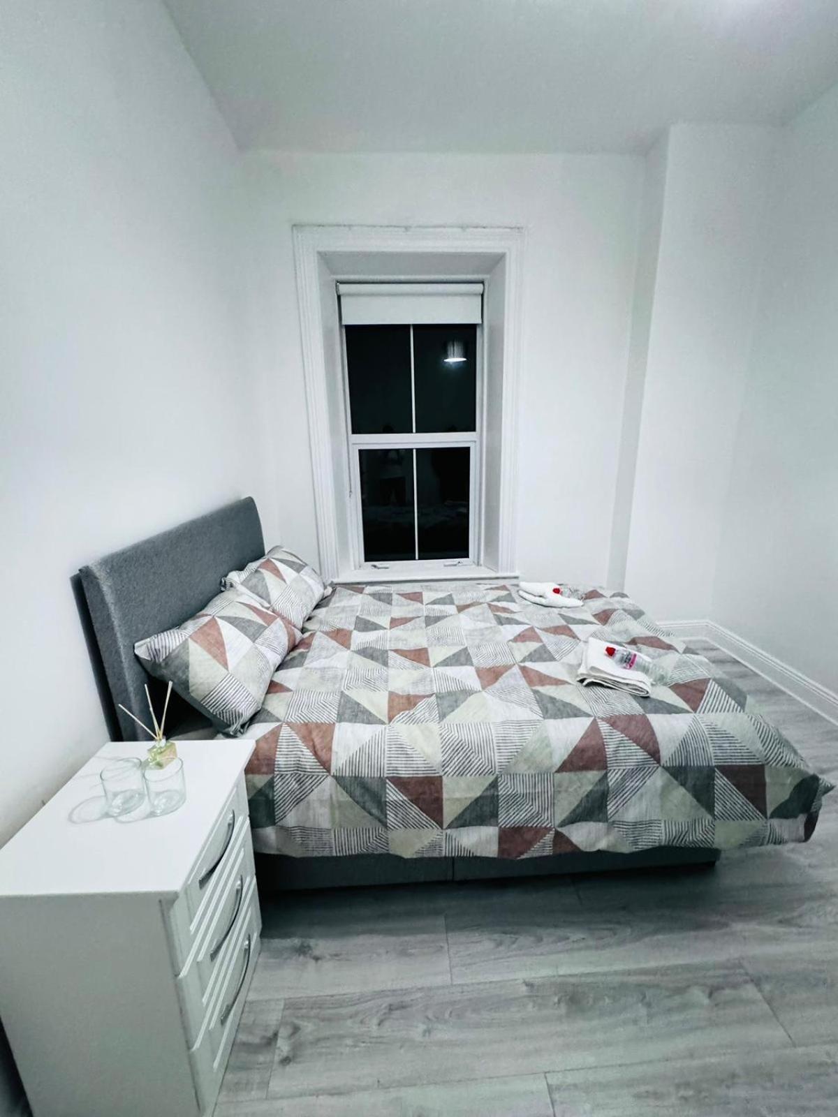 Naas Town - Budget Double Bedrooms Kültér fotó