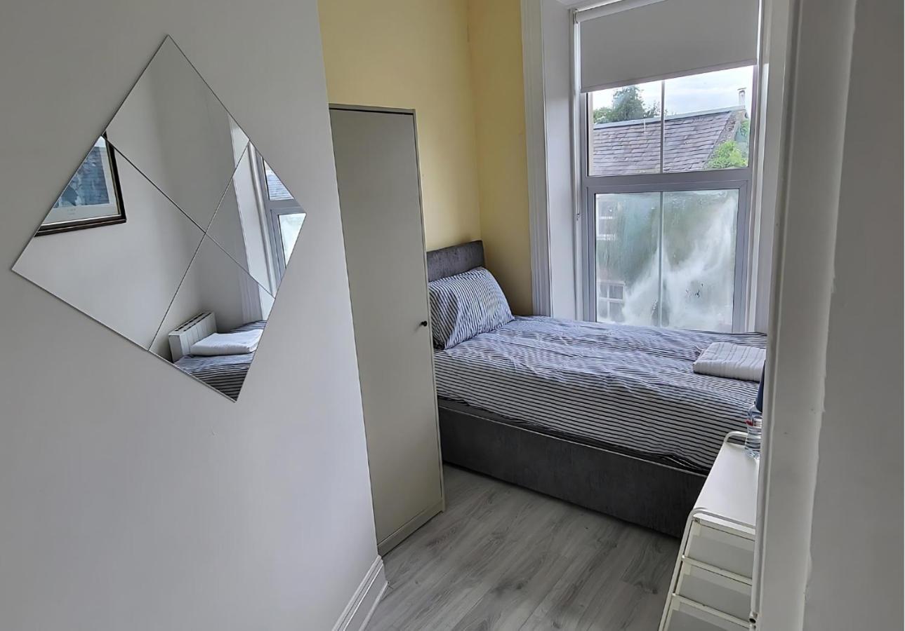 Naas Town - Budget Double Bedrooms Kültér fotó